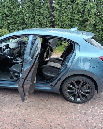 Mazda 3 cena 63900 przebieg: 83307, rok produkcji 2016 z Tomaszów Lubelski małe 232